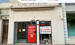Commerce  54 m² à louer à Cannes (06150)