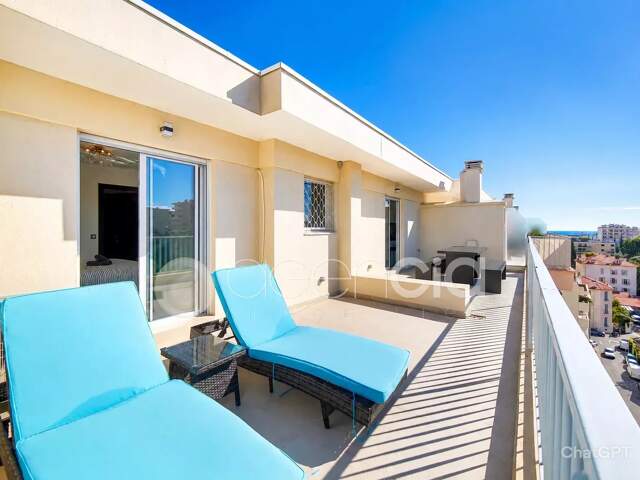DERNIER ETAGE IMMENSE TERRASSE — photo du bien