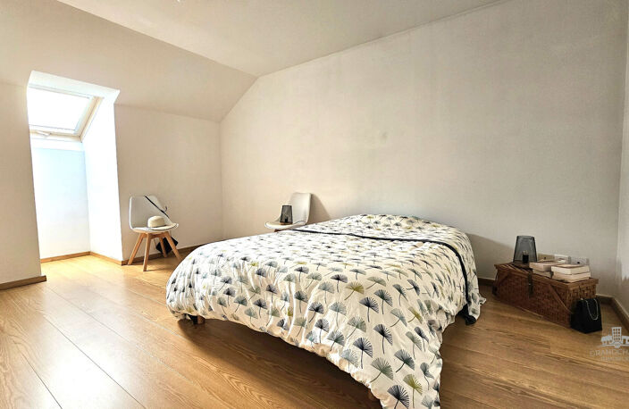 Appartement Duplex avec balcon et garage - NANTES HALUCHERE — photo 5