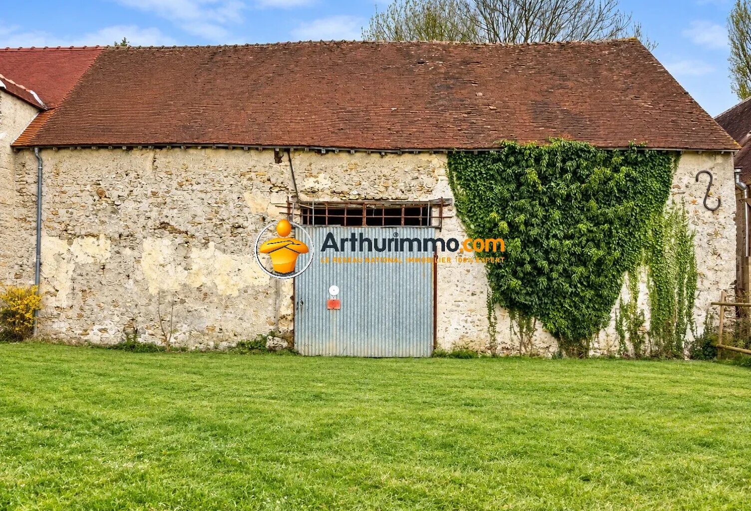 Grange à réhabiliter – 118 m² – Terrain 875 m² – Possibilité de création de 2 logements — photo 1