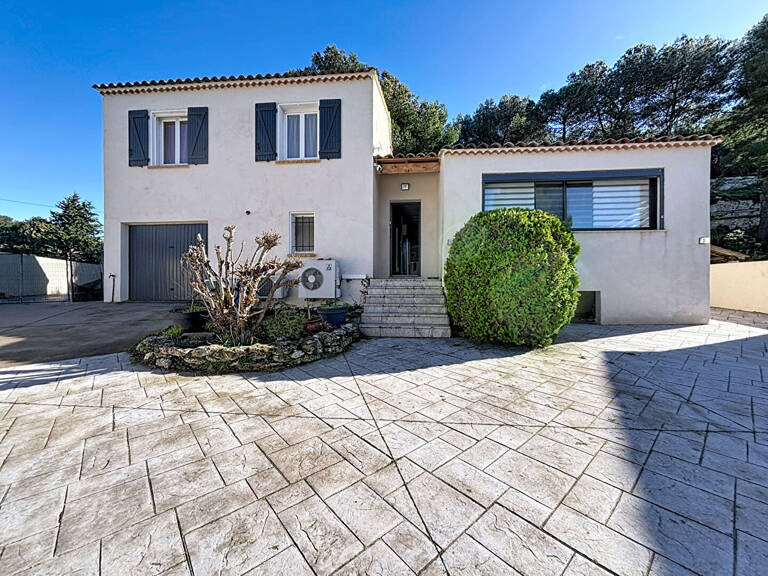 À VENDRE MAISON T5 AVEC PISCINE CHAUFFÉE ET GARAGE À LA COURONNE — photo 1