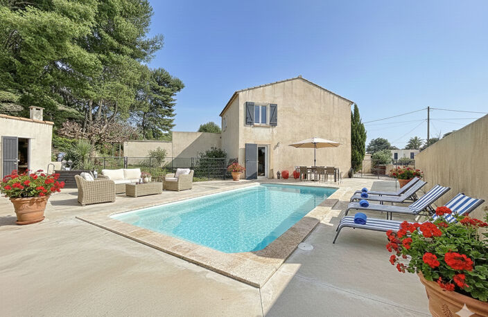 À VENDRE MAISON T5 AVEC PISCINE CHAUFFÉE ET GARAGE À LA COURONNE — photo 2