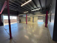 Entrepôt ZI CHAUDRON de 600 m2 + 575 m2 mezzanine — photo 4