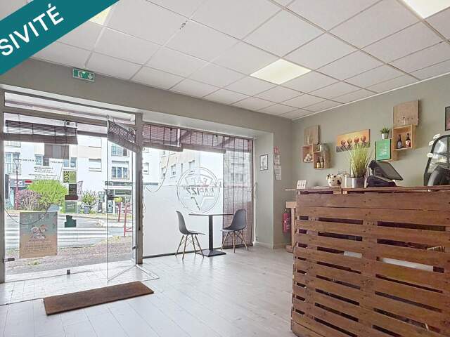 Local commercial 47 m2 — photo du bien