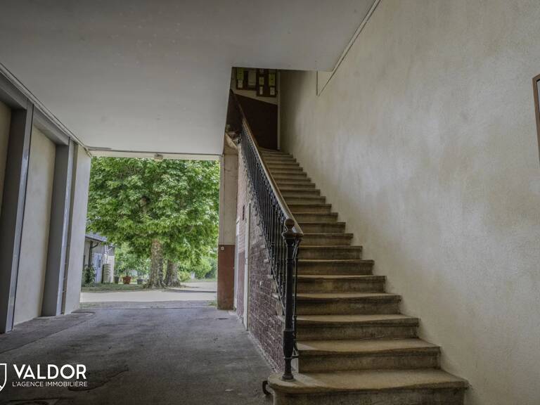 Centre Belleville, trois chambres, jardin et place de stationnement — photo 1