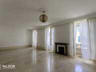 Centre Belleville, trois chambres, jardin et place de stationnement — photo 2
