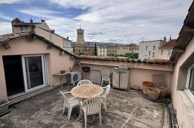 Appartement 3 pièces 235000 €