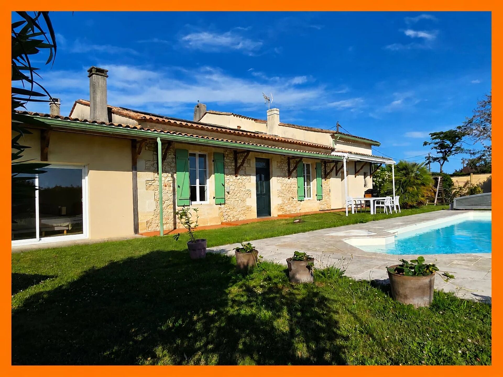 Maison 13 pièces 208 m² · à Créon · 208 m² · 488 800 €
