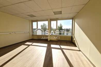 Bureau 2 pièces 630 €