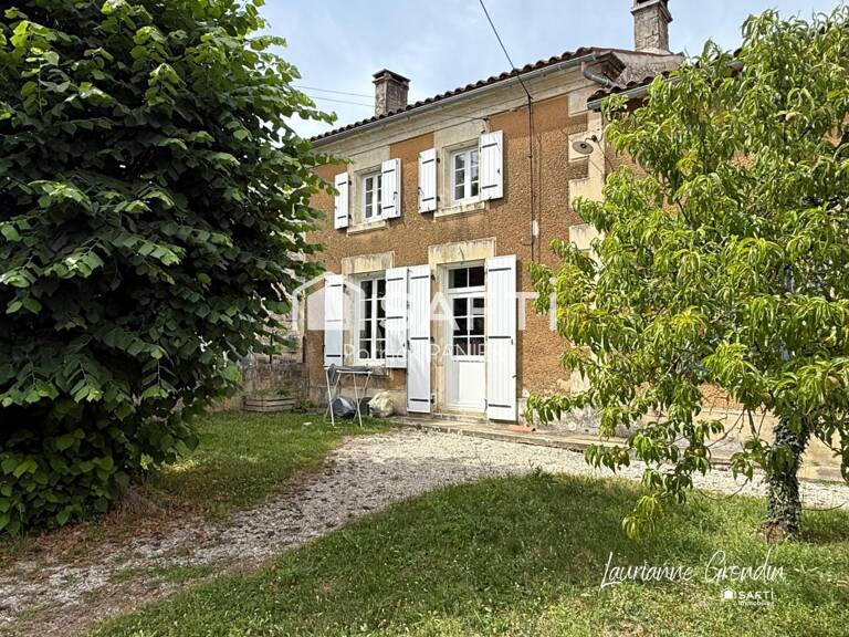 Maison Charentaise rénovée de 250 m² - AULNAY — photo 1