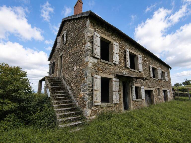 Corps de ferme à rénover, 4,28 ha — photo 1