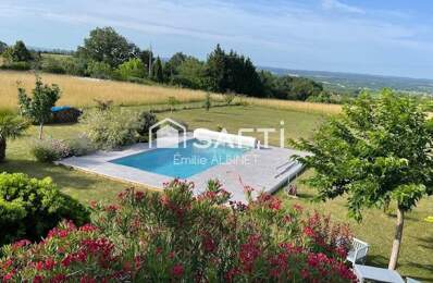 Maison de 184 m² avec piscine — photo du bien
