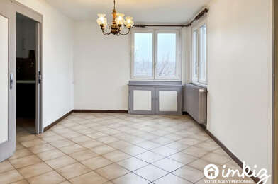 Appartement 4 pièces 99500 €