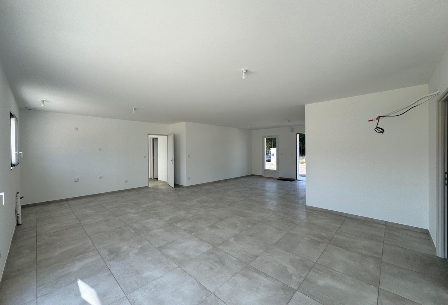 Maison neuve, Idéalement située à Casteljaloux — photo 1