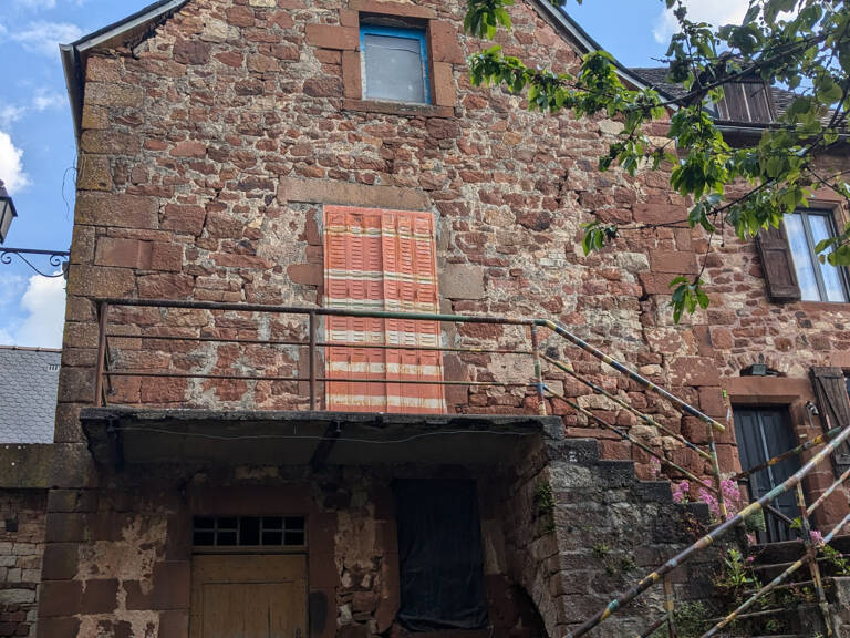 MAISON VIEILLE - 220m2 - VALADY — photo 1
