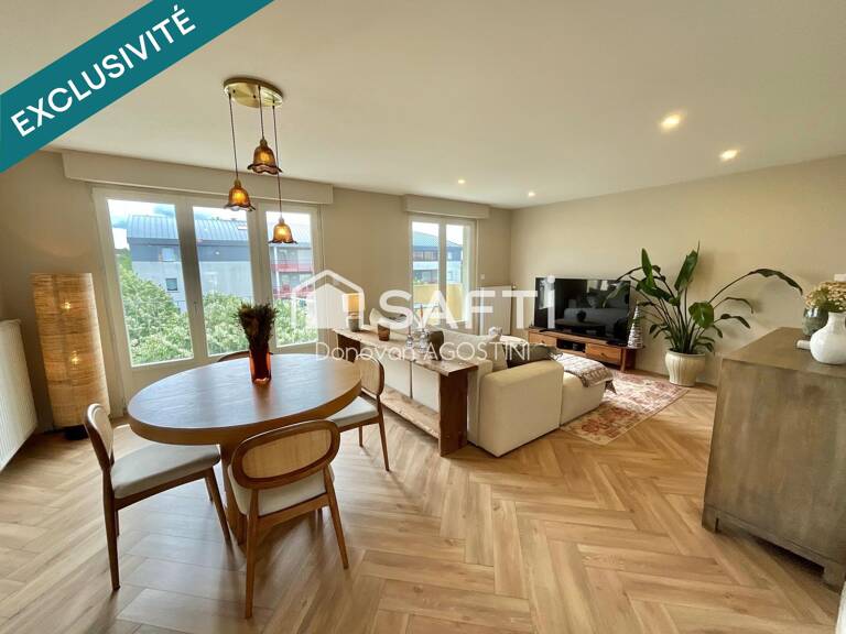 Pentagone : 2 chambres, 2 balcons, cave — photo 1