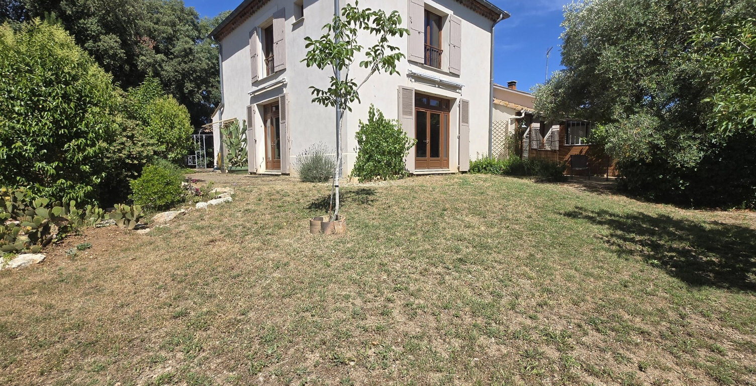 A vendre villa 4 chambres terrain 1706 m2 — photo 1