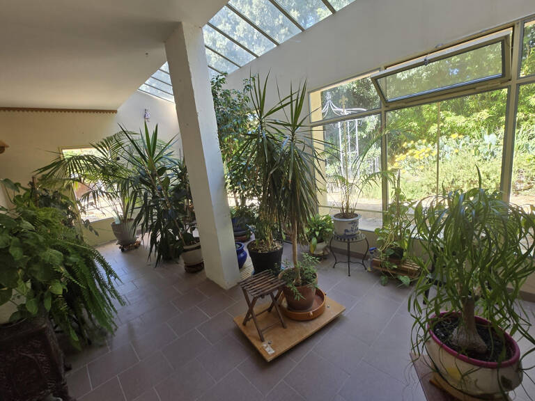A vendre villa 4 chambres terrain 1706 m2 — photo 1
