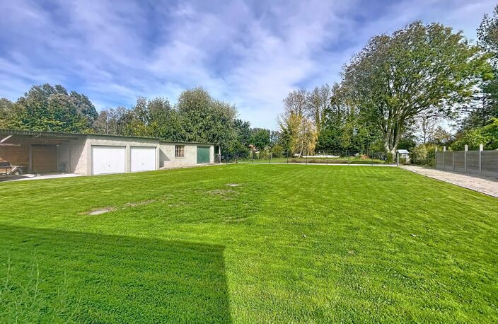 Maison de 156m2 entièrement rénovée sur 2900m2 de terrain — photo 2