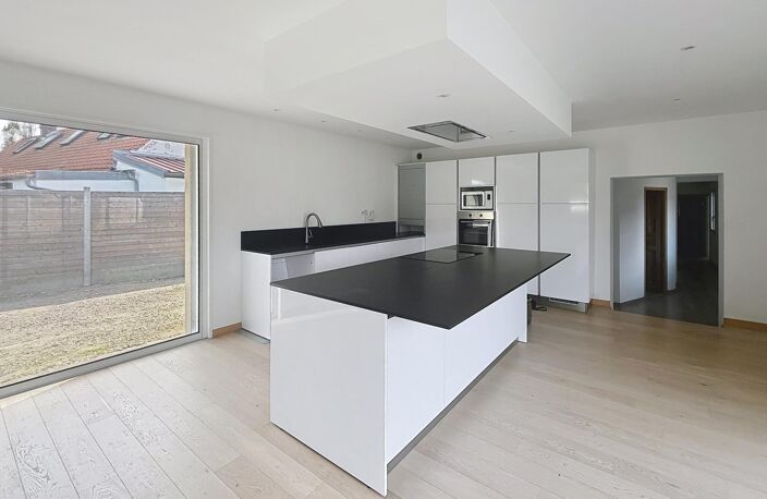 Maison de 156m2 entièrement rénovée sur 2900m2 de terrain — photo 3