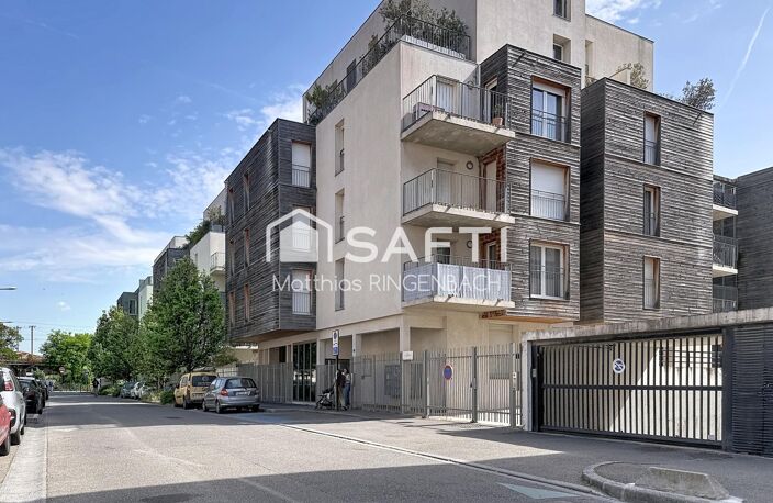 AVIGNON  AU PIED DES REMPARTS  65m²  2 CHAMBRES — photo 2