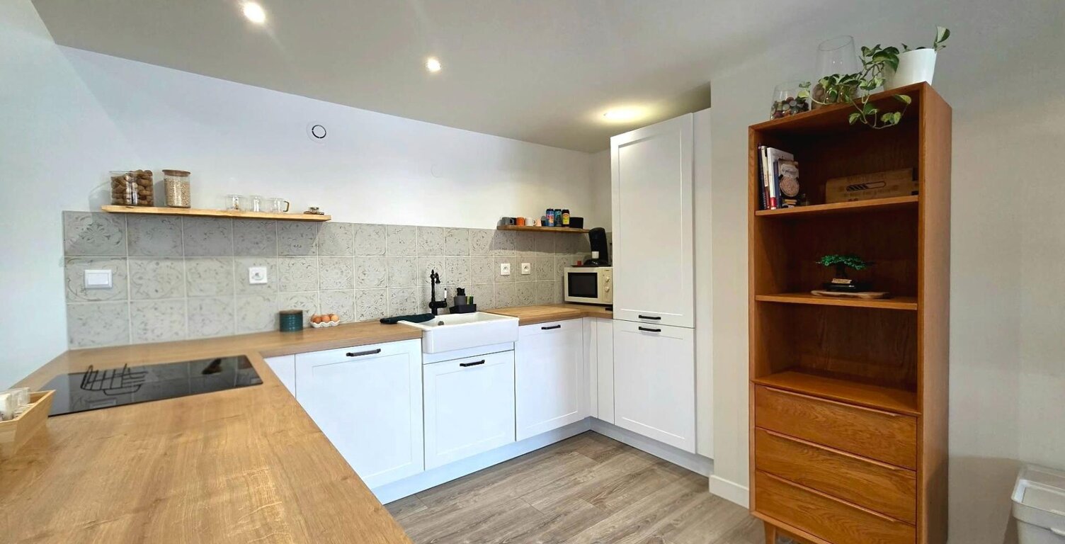 106m² - 3 chambres - exterieur - parkings — photo 1