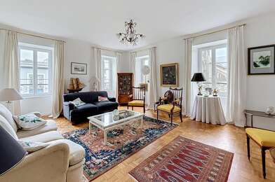 Appartement 5 pièces 294250 €