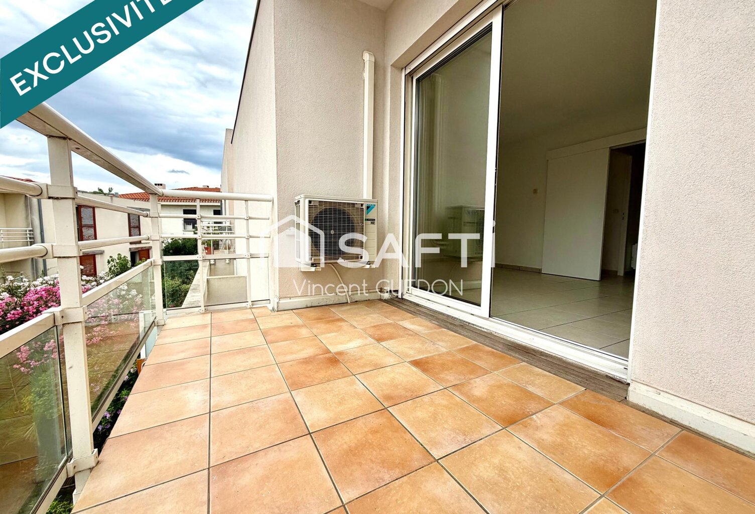 KENNEDY T2 DE 45 m² AVEC TERRASSE, PARKING et CAVE — photo 1
