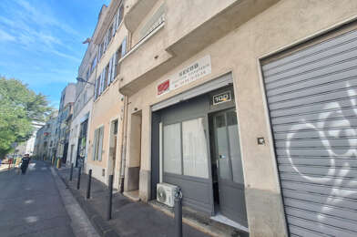 Commerce 3 pièces 780 €
