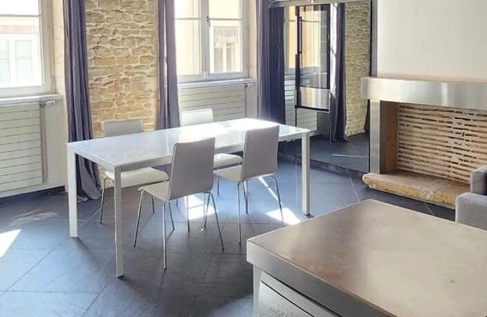 EXCLUSIVITÉ – APPARTEMENT CHARME ANCIEN 74 M² AU SOL — photo 4