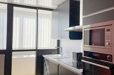 Appartement 4 pièces 1140 €