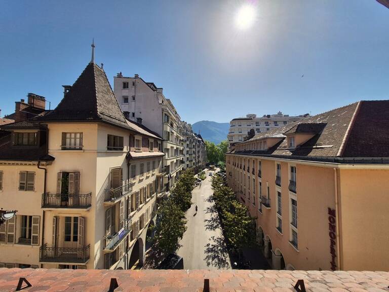 ANNECY Centre-ville T2 Duplex dernier étage — photo 1