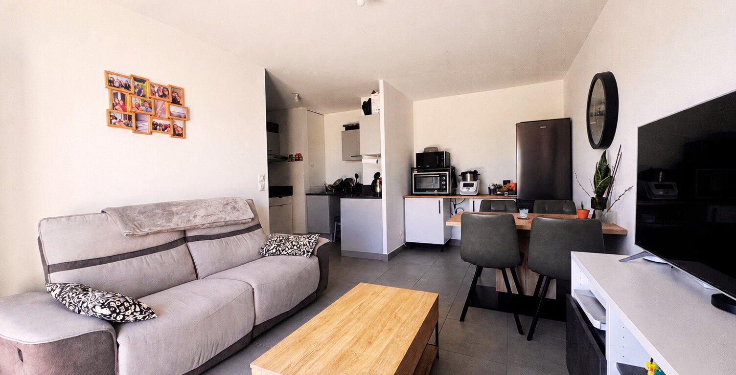 Appartement T3 -- terrasse dernier étage, vue dégagée, réside — photo 1