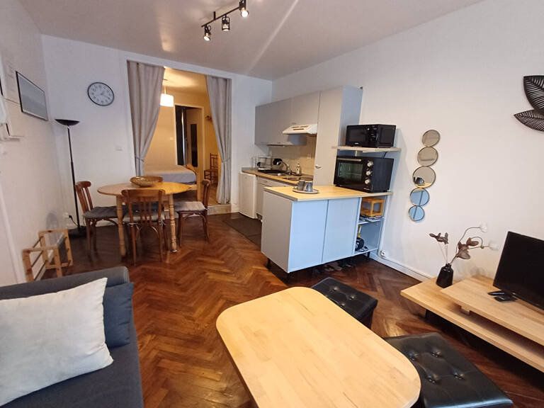 Appartement meublé Bagneres De Bigorre 2 pièce(s) 30 m2 — photo 1