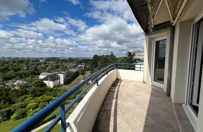 Vente appartement 4 pièces 102 m² Tours (37100) — photo 2