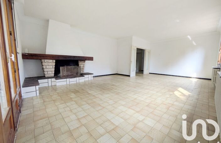 Vente Maison traditionnelle 8 pièces — photo 3