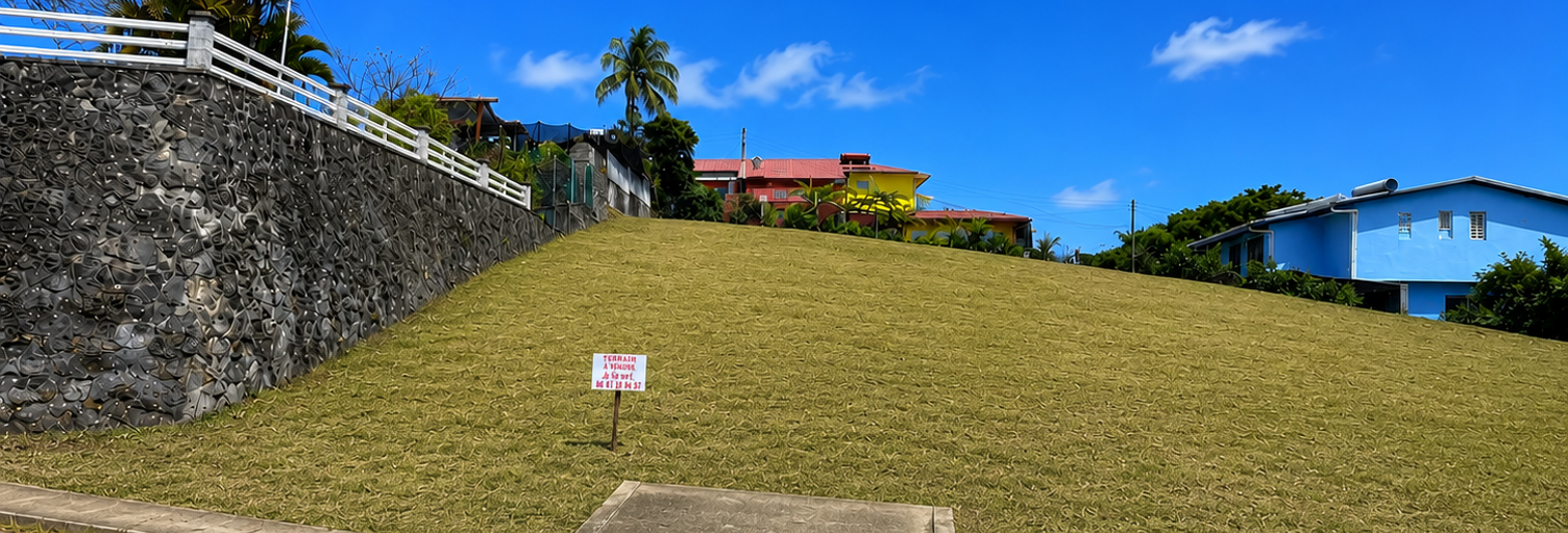 Terrain  923 m² à vendre à Saint-Leu (97416)
