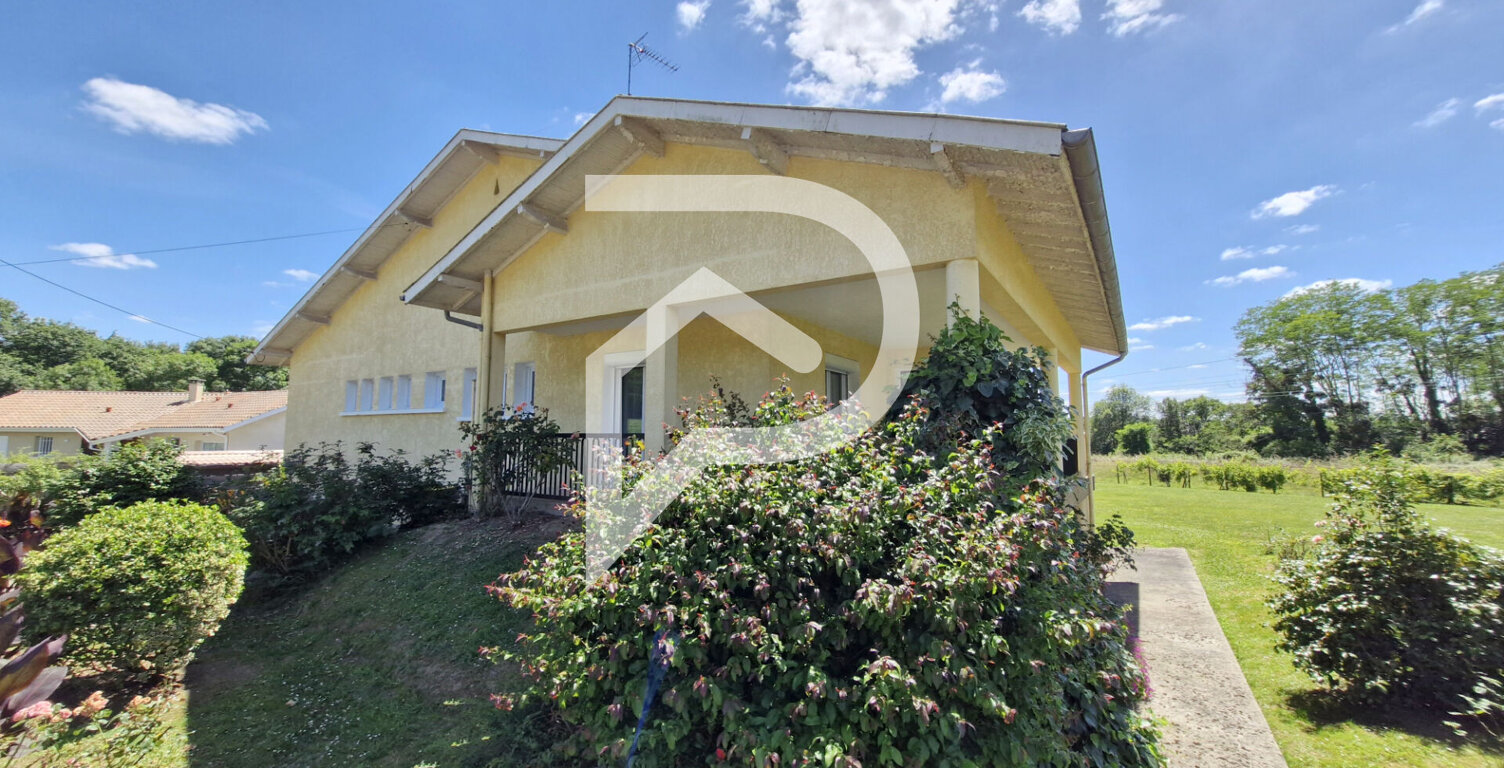 Maison traditionnelle 7 pièces 137 m² sur sous-sol total, PUYOO — photo 1