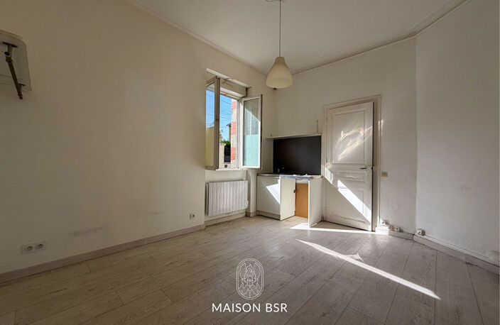Grand studio lumineux de 21,70 m2 - Quartier Toutes Aides — photo 3