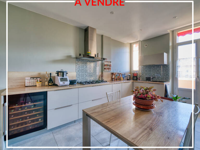Idéal famille - Appartement Voiron 5 pièces + cuisine 151 m²  (Ascenseur et Balcons) — photo 1