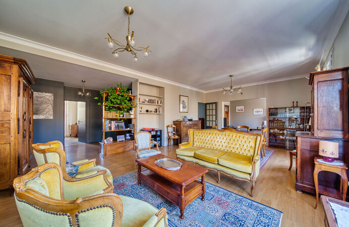 Idéal famille - Appartement Voiron 5 pièces + cuisine 151 m²  (Ascenseur et Balcons) — photo 2