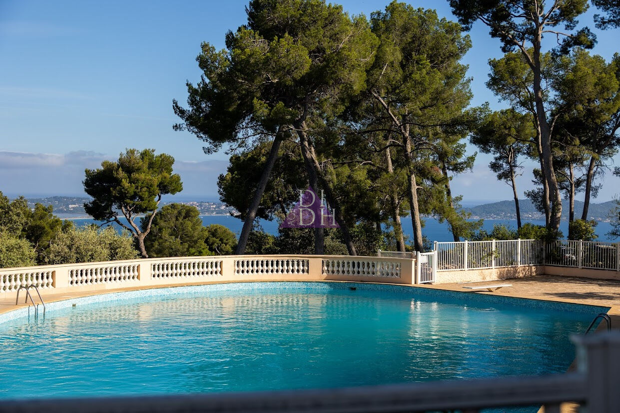 Appartement  T3 à vendre Hyères 83400