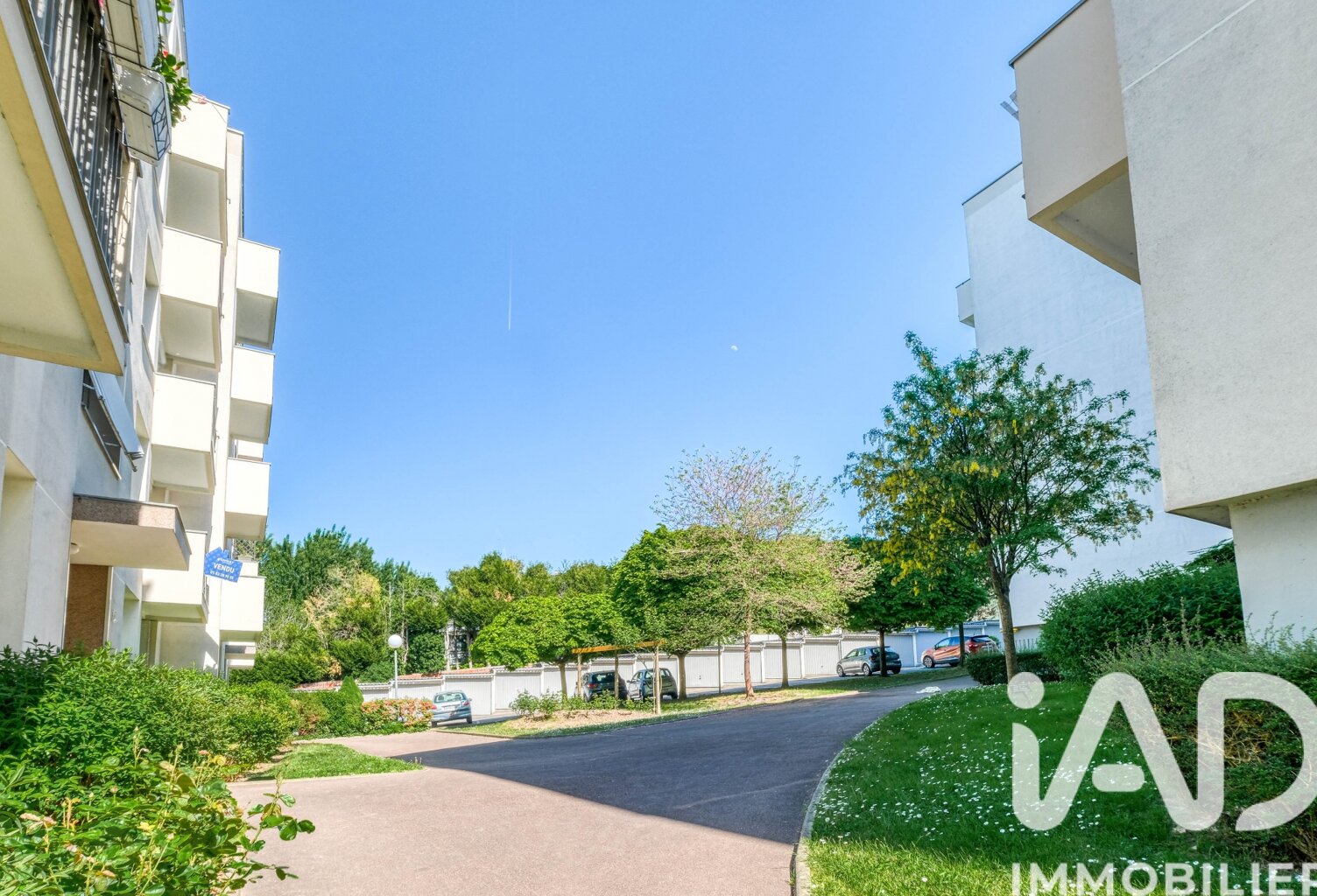 Vente Studio 1 pièce — photo 1
