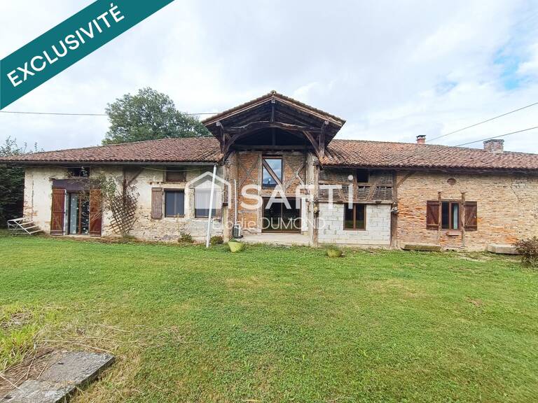 Joli corps de ferme en partie rénové d'une surface habitable de 168 m2 sur terrain attenant de 6476 m2 — photo 1