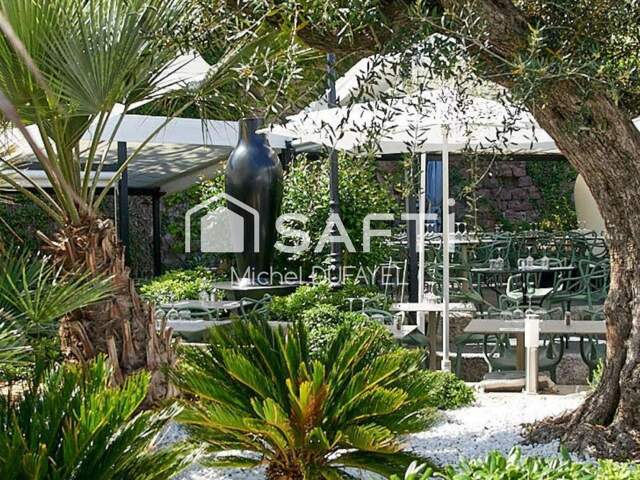 Restaurant Saint-Raphaël, EBE retraité 240 K€ — photo du bien