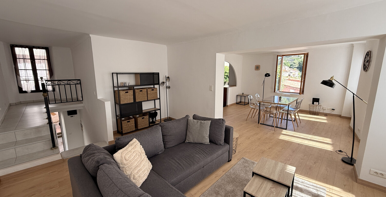 Saint jeannet village superbe Appartement Duplex 4p accès voiture — photo 1