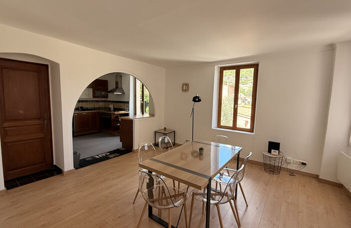 Saint jeannet village superbe Appartement Duplex 4p accès voiture — photo 4