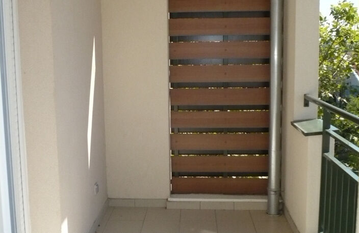 Appartement T3 centre ville — photo 3
