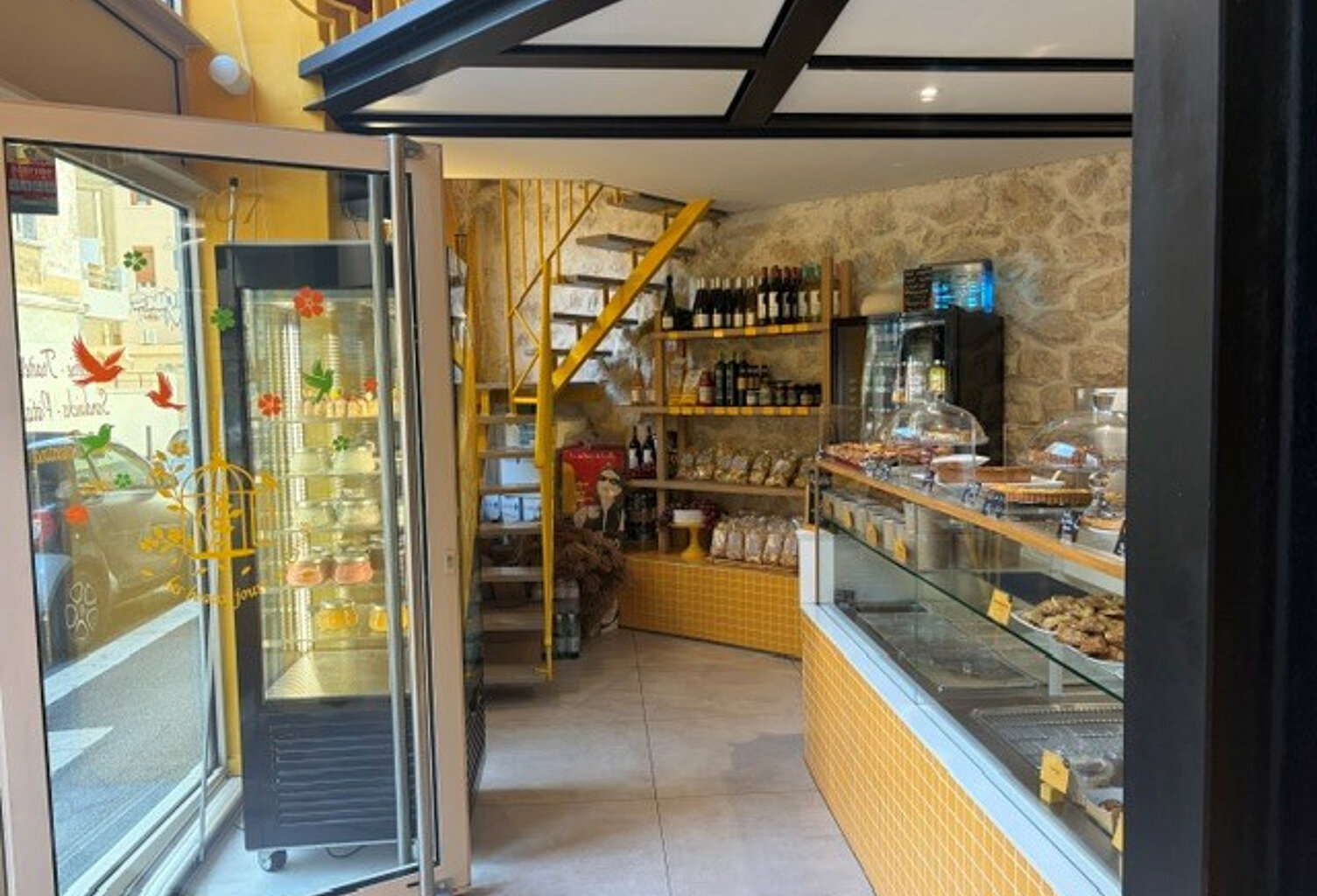 OPPORTUNITÉ RARE   VENTE DES MURS COMMERCIAUX   MARSEILLE 13005 — photo 1