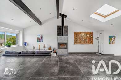Maison 9 pièces 400000 €